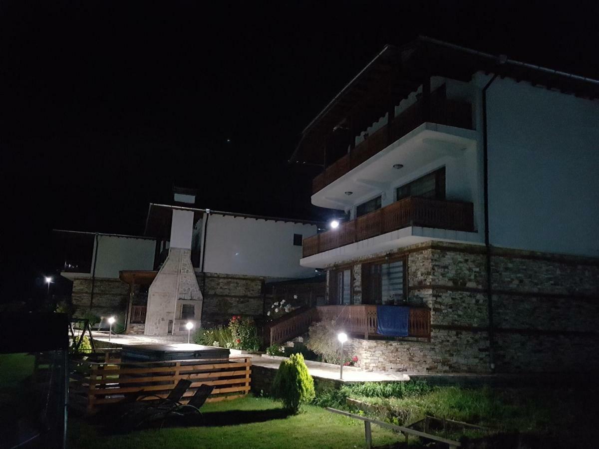 Къщи За Гости Башеви Sarnitsa Exterior foto