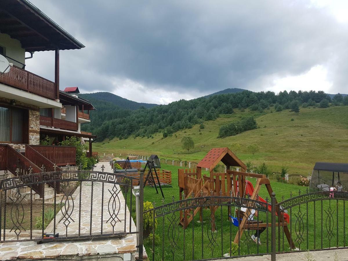 Къщи За Гости Башеви Sarnitsa Exterior foto